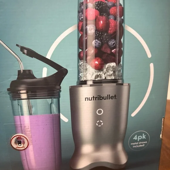 Brand New NutriBullet ULTRA DELUXE PERSONAL BLENDER 14 Pieces Retail $195 - Picture 3 of 8